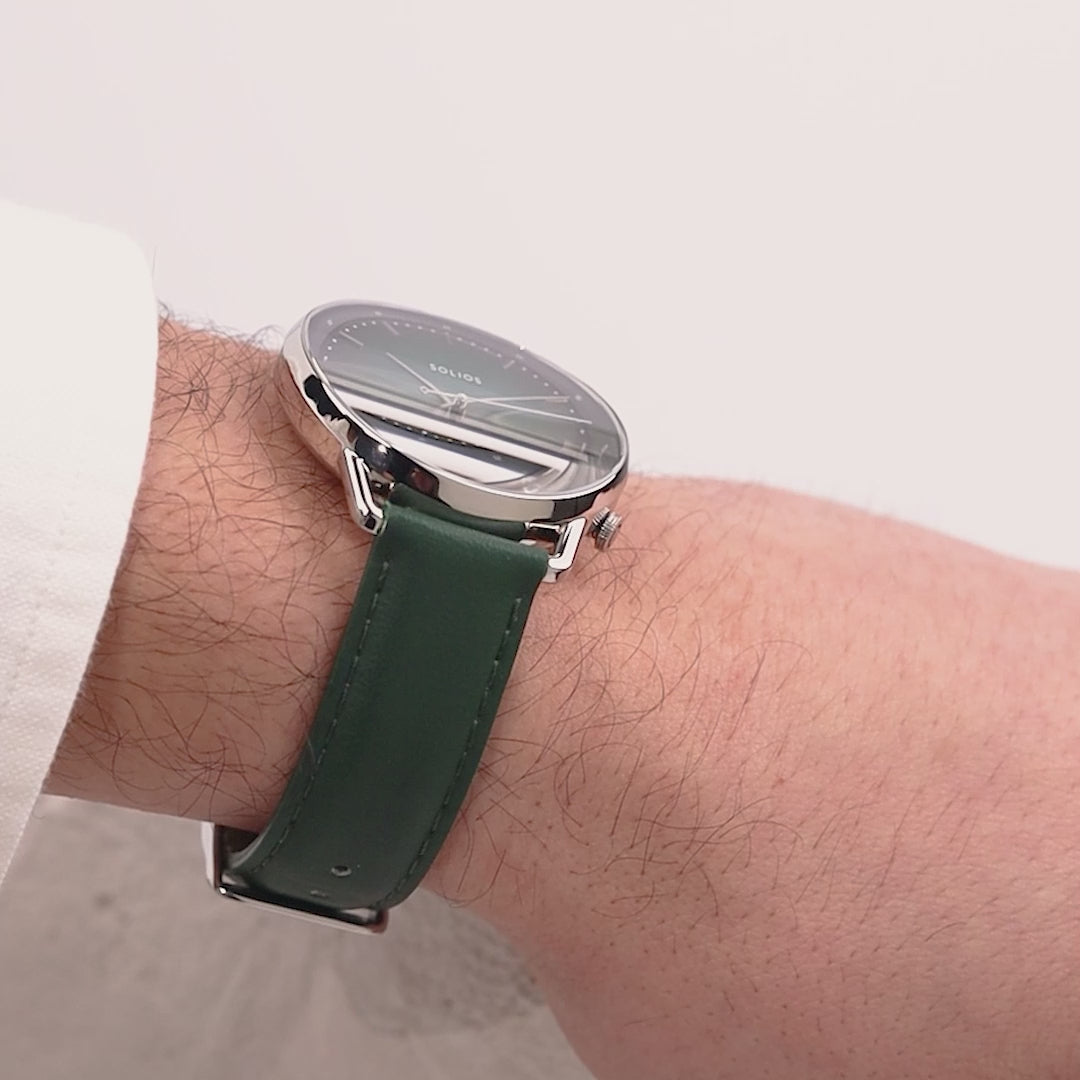 The Solar Curve | Green Dial - Silver Case