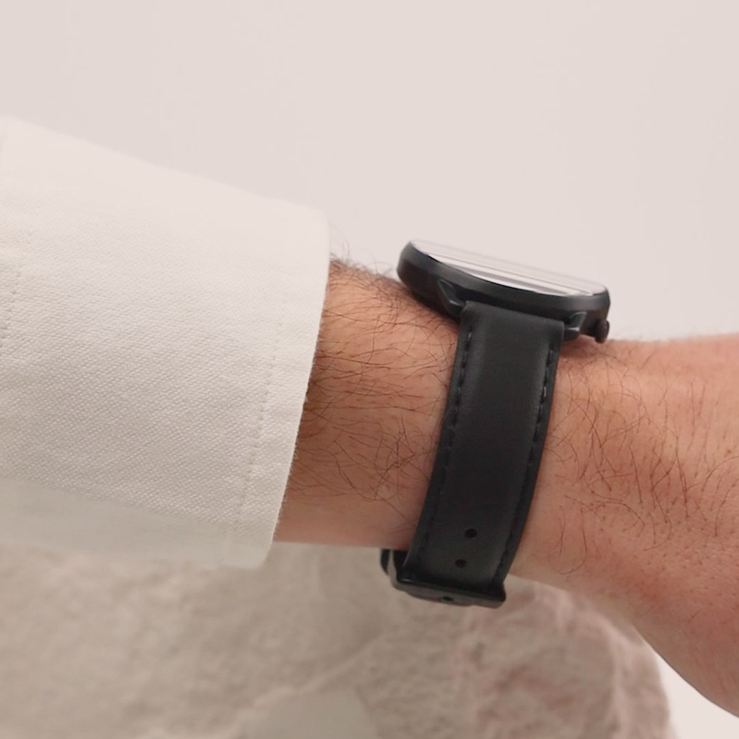 The Solar Curve | Black Dial - Black Case